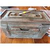 Image 1 : Vintage ammo box 6" xx 7 1/2" x 12" has closure and handles