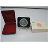 Image 2 : 1975 CALGARY CENTENNIAL CASED SILVER DOLLAR