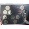Image 2 : 2000 Canada Special Edition Millenium Quarter Coin & Medallian Set