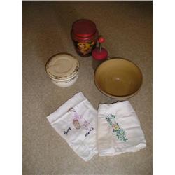 Kitchen bowls, items, variety!