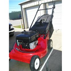 Quantum power mower w/bag catcher