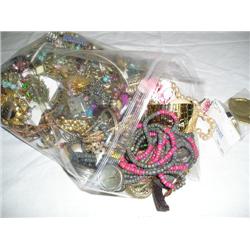 Bag of assorted jewelry!