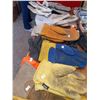 Image 1 : Large Assortment Of Various Use Gloves