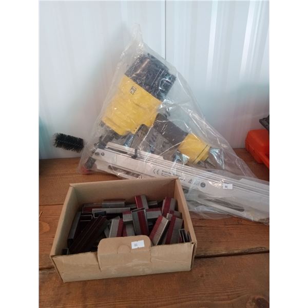 Nail gun, Staple Gun, And Light