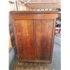 Image 1 : Antique Cabinet - No Nails
