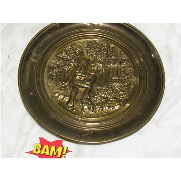 Round Brass Plate - Serenading a Girl