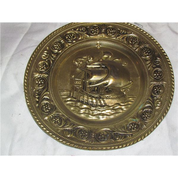 Round Brass Plate - Ship with Oars
