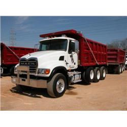 2005 MACK CV713 GRANITE TRI-AXLE DUMP