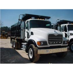 2005 MACK CV713 GRANITE T/A DUMP