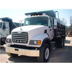 2005 MACK CV713 GRANITE T/A DUMP