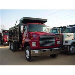 1989 FORD LT8000 T/A DUMP