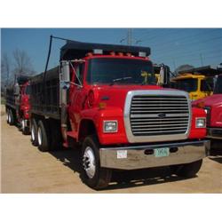 1996 FORD L8000 T/A DUMP