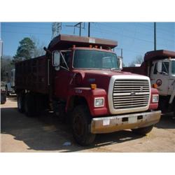 1989 FORD L8000 T/A DUMP