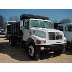 1998 INTERNATIONAL 4700 S/A DUMP
