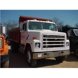 1984 INTERNATIONAL 2275 S/A DUMP