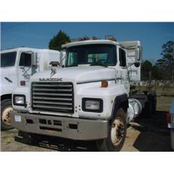 1992 MACK RD688S T/A TRUCK TRACTOR