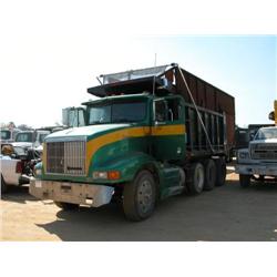 1994 INTERNATIONAL 9200 TRI-AXLE DUMP