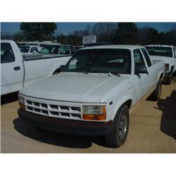 1996 DODGE DAKOTA EXTENDED CAB PICKUP