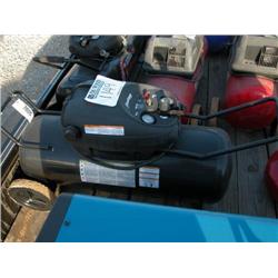 CAMPBELL HAUSFELD IRON FORCE AIR COMPRESSOR 26 GAL