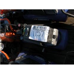 CAMPBELL HAUSFELD AIR COMPRESSOR 8 GAL 125 MAX PSI