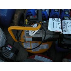 CAMPBELL HAUSFIELD EXTREME AIR COMPRESSOR PANCAKE