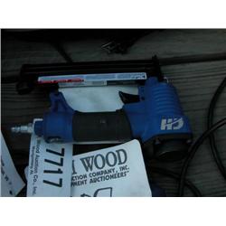 CAMPBELL HAUSFELD BRAD NAILER