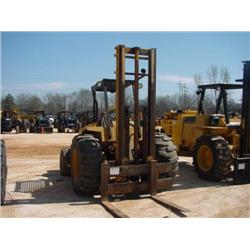 JOHN DEERE 482C FORKLIFT