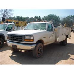 1993 FORD F SERIES HD SERVICE TRUCK
