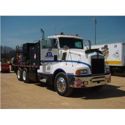 1989 KENWORTH T600 FUEL & LUBE TRUCK