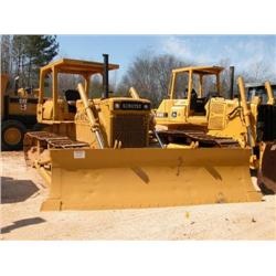 KOMATSU D65E CRAWLER TRACTOR