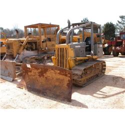 KOMATSU D38E CRAWLER TRACTOR