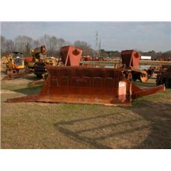 FLECO V-BLADE FITS CAT D7H