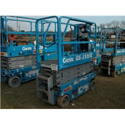 GENIE GS-1930 SCISSOR LIFT