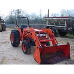KUBOTA L4310 FARM TRACTOR