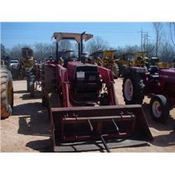 MASSEY FERGUSON 383 FARM TRACTOR