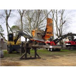 TIGERCAT 230 LOG LOADER