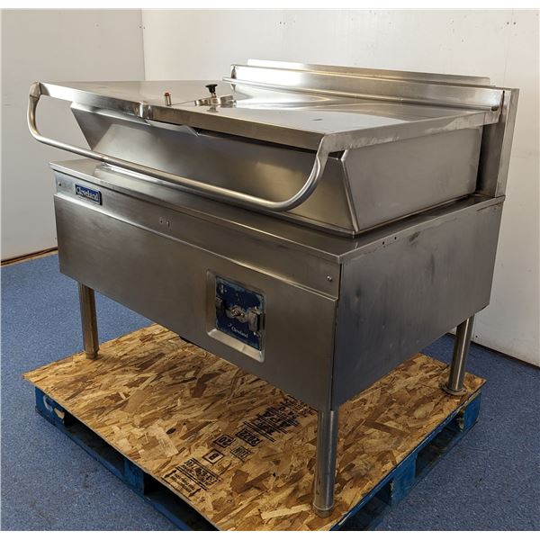 Cleveland Gas Tilting Skillet &L2-26