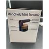 Image 2 : Handheld Mini Steamer