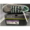 Image 2 : Eddie Bauer Women's Grey Aqua Shoe (size 8)