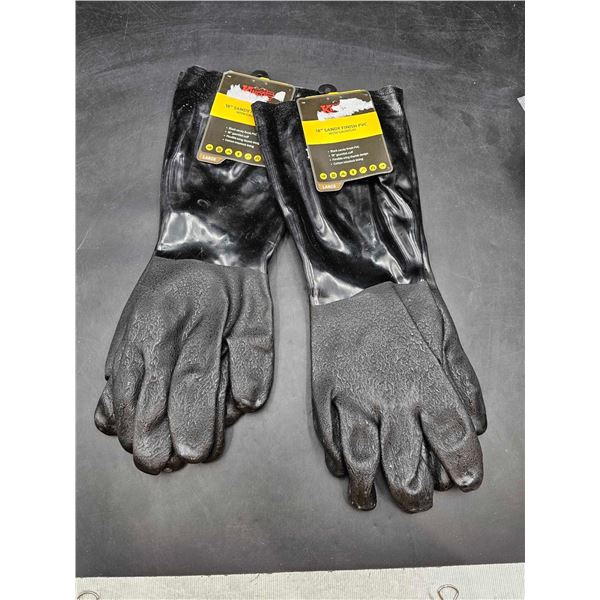 Kincoe 18in Sandy Finish PVC with Gauntlet Gloves (2-Large)