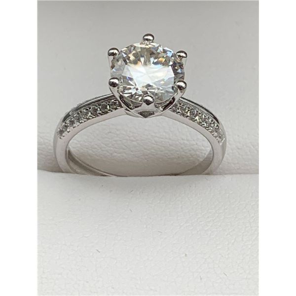 2.00 CT GRA CERTIFIED ROUND CUT MOISSANITE VVS D WITH 16 ROUND CUBIC ZIRCONIUM SET IN EACH SHANK WEI