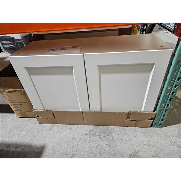 Eurolite 36x12x24" Wall Whistler White