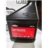 Image 2 : Briggs & Stratton SAE 30 - 4 Cycle Premium Engine Oil 12x18 FL OZ