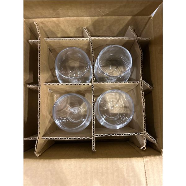 Lot of 4 stemless glass wine glasses