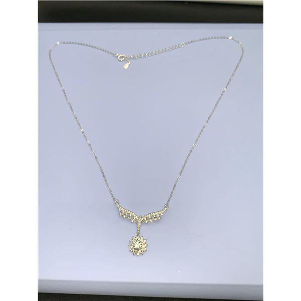 0.50 CT GRA CERTIFIED MOISSANITE VVS D COLOR SET IN THE CENTER WITH 74 ROUND CUT CUBIC ZIRCONIA SET 