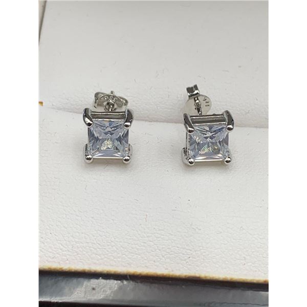 Set of Princess Cut 1.5 carat TW Solitaires Stud Earrings