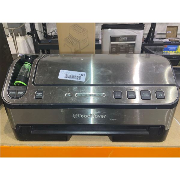 Food Saver vacuum sealer machine