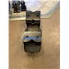 Image 2 : Auto-Centering Vise 8"
