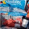 Image 2 : BALLOON BLOWER WITH APPROXIMATELY 1000 QUALATEX HELIUM QUALITY 11" BALLOONS AND RIBBON