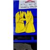 Image 2 : APPROX 300 NEW PAIRS OF SIZE LARGE YELLOW RUBBER GLOVES
